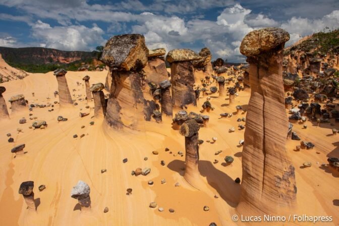 Formações geológicas raras das “Chaminés de Fada” são abertas à visitação no distrito de Pouso Alto, em Campos Belos-GO